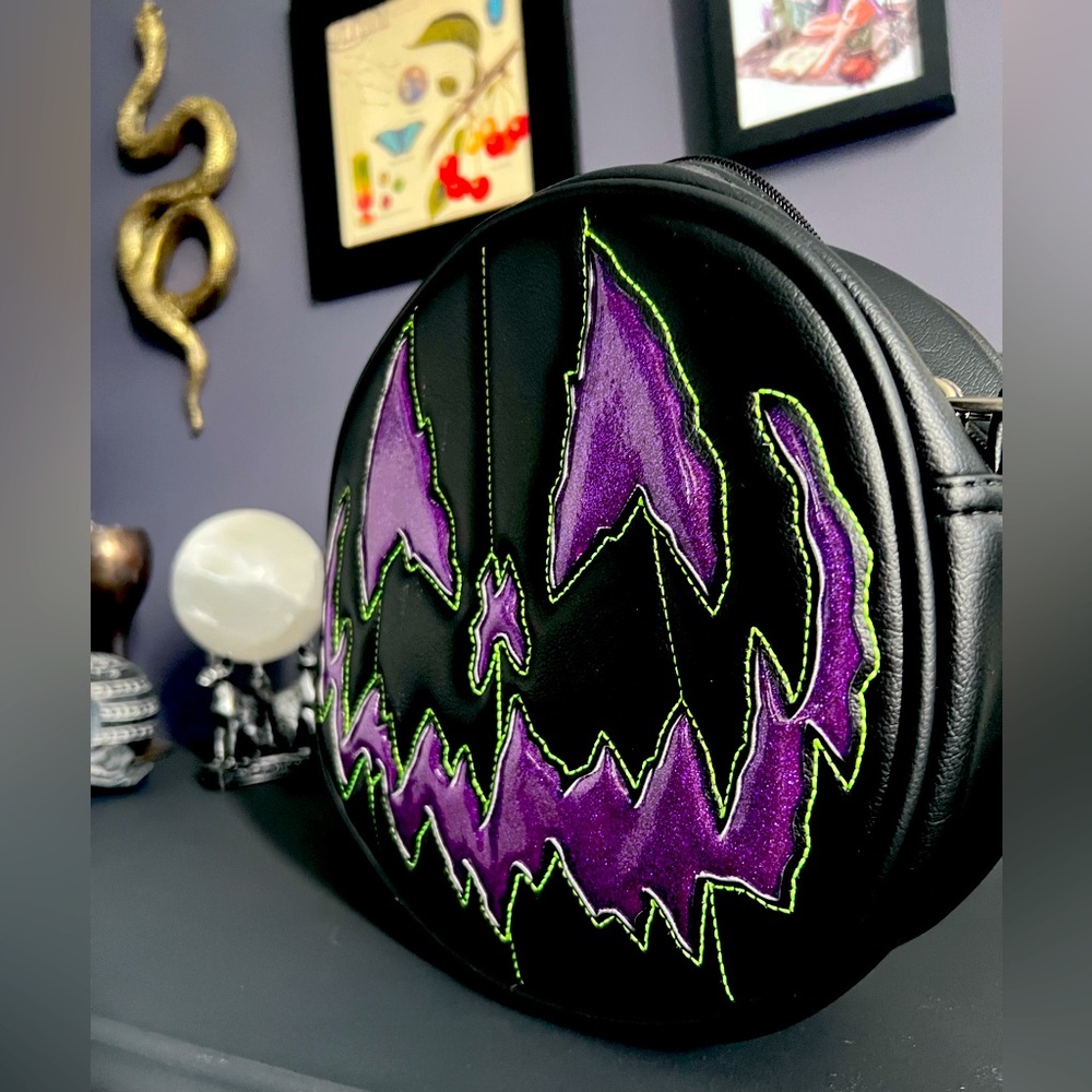 Love pain and stitches pumpkin bag